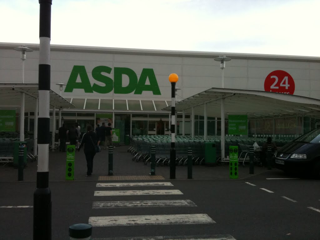 ASDA Supermarket Crawley, Кроули