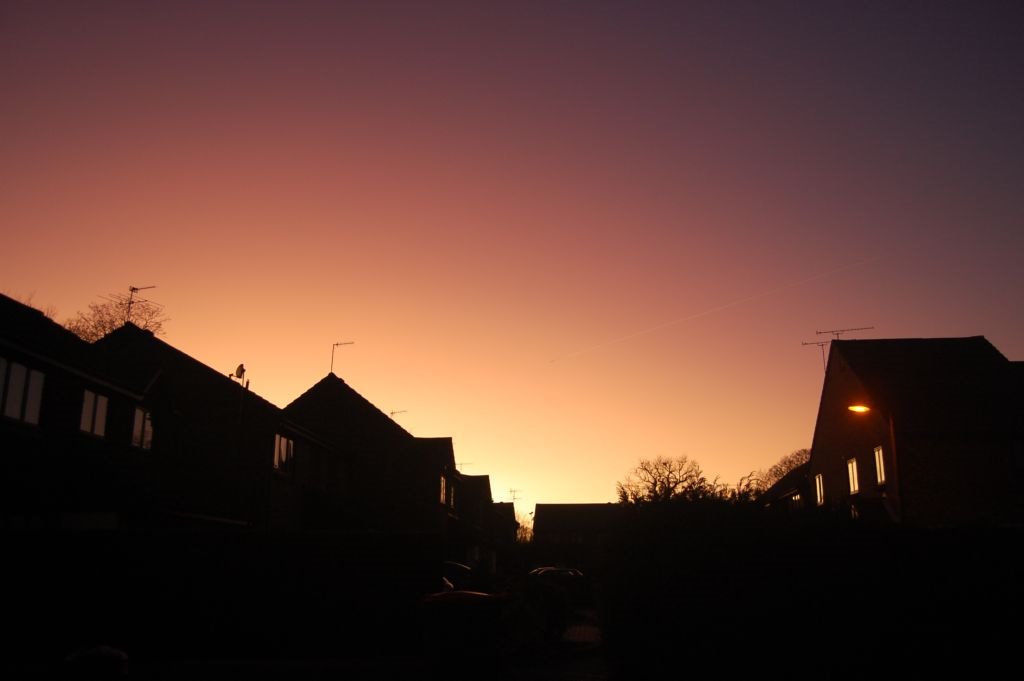 Crawley, Windmill Court, sunset, Кроули