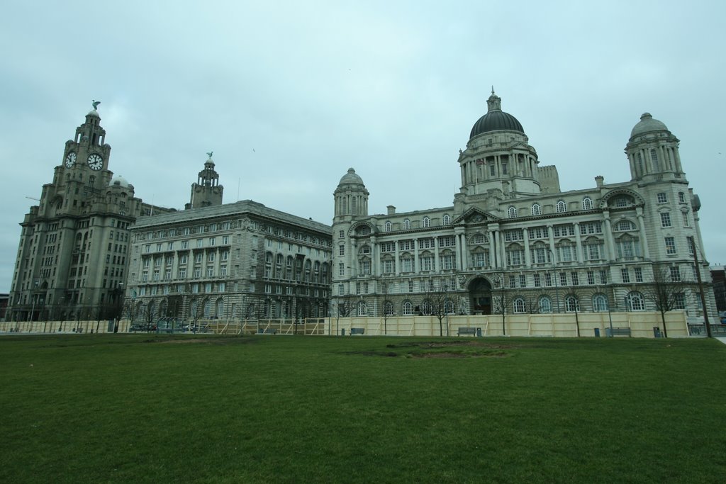 "The three Graces" (Royal Liver, Cunard, and Port of Liverpool Buildings) from Pier Head - Liverpool, U.K., Ливерпуль