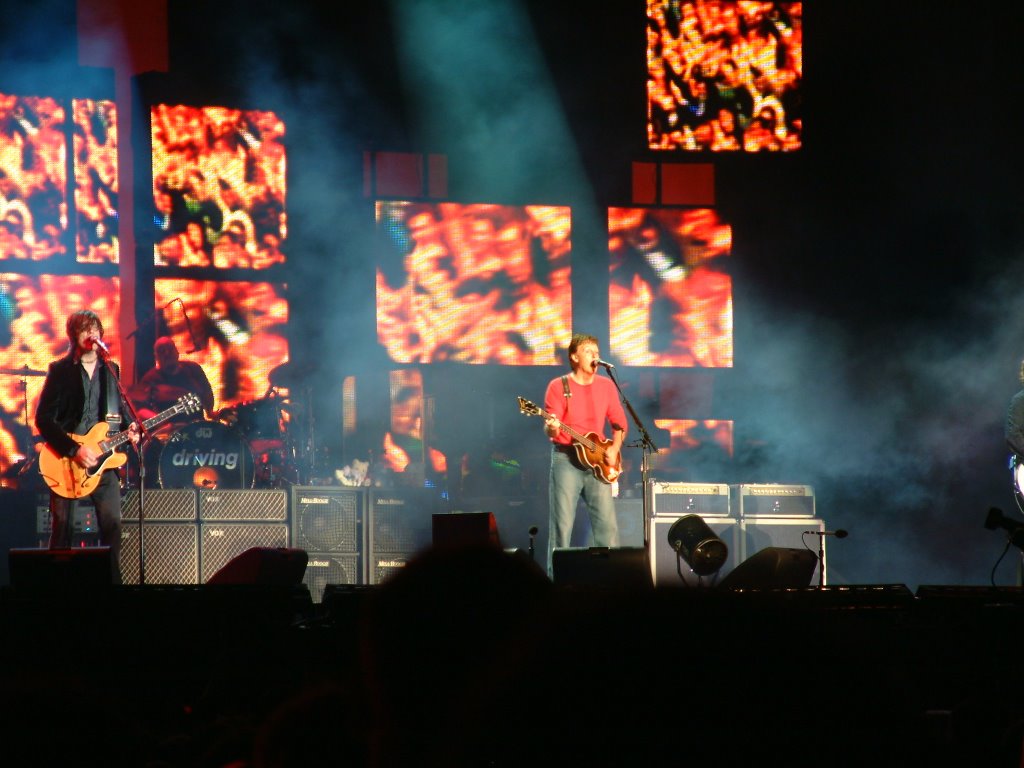 Paul McCartney - Kings Dock - June 2003, Ливерпуль