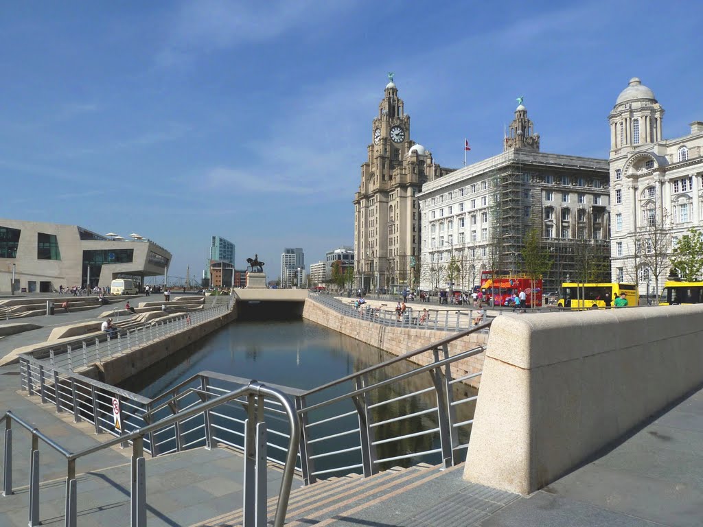 Liverpool U.K. - Pier head canal link, Ливерпуль
