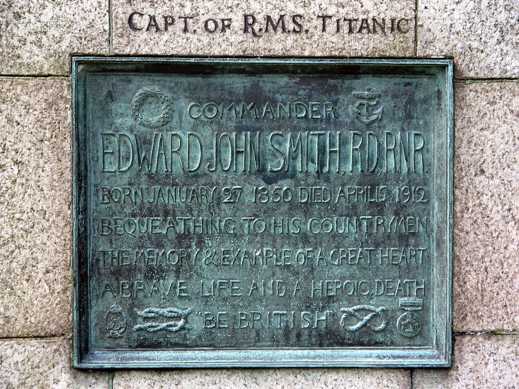 Commander Smith of The RMS Titanic - Plaque In Beacon Park, Lichfield., Личфилд