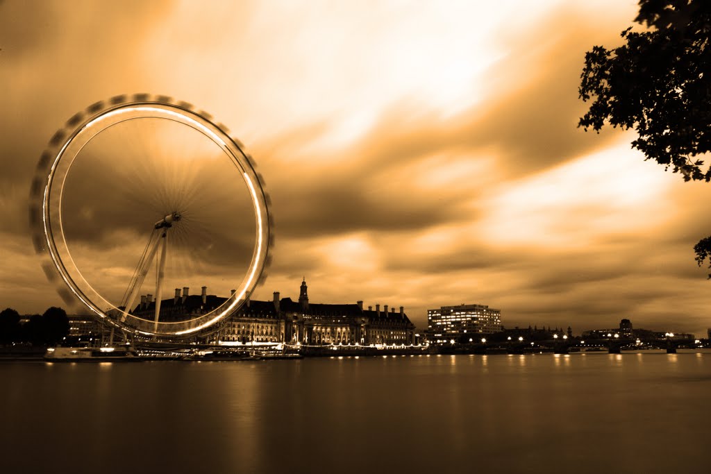 Golden Eye, Лондон