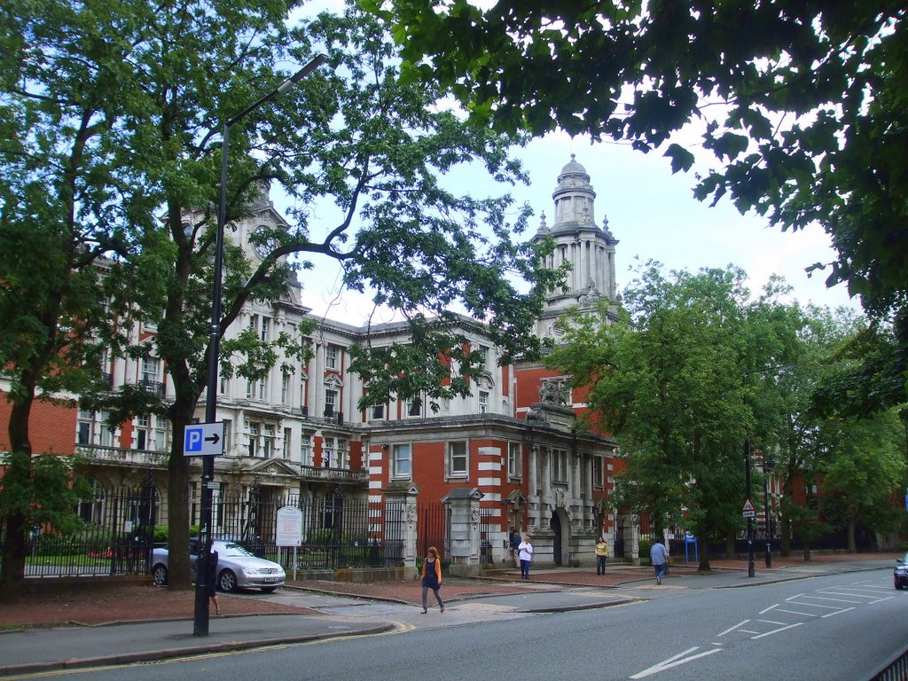Manchester University Hospitals, Манчестер