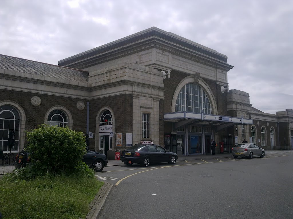 Railway Station. Margate. Kent. UK, Маргейт
