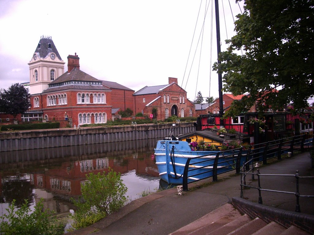 Cafe barge on the Trent, Ньюарк