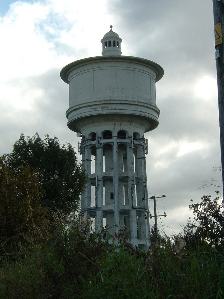 Gawthorpe Water Tower (built c.1928), Оссетт