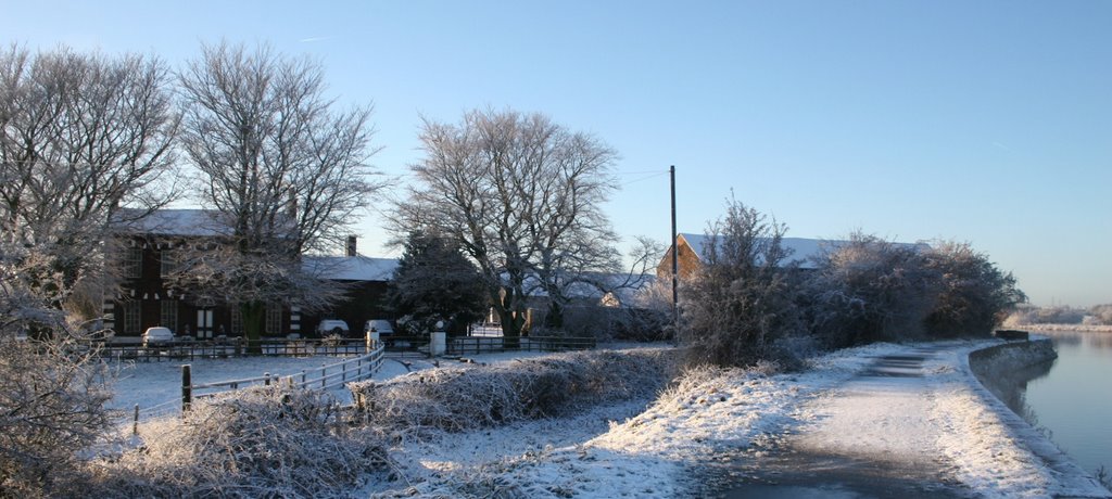 Radcliffe Old Hall farm, Elton Reservoir,  near Bury, Радклифф