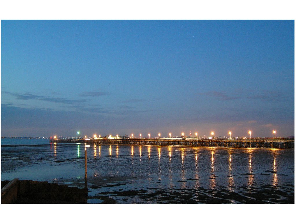Ryde pier at night, Райд