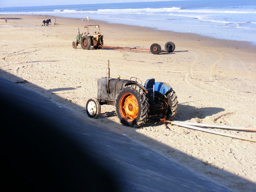 rusty old fishermans tractor, Редкар