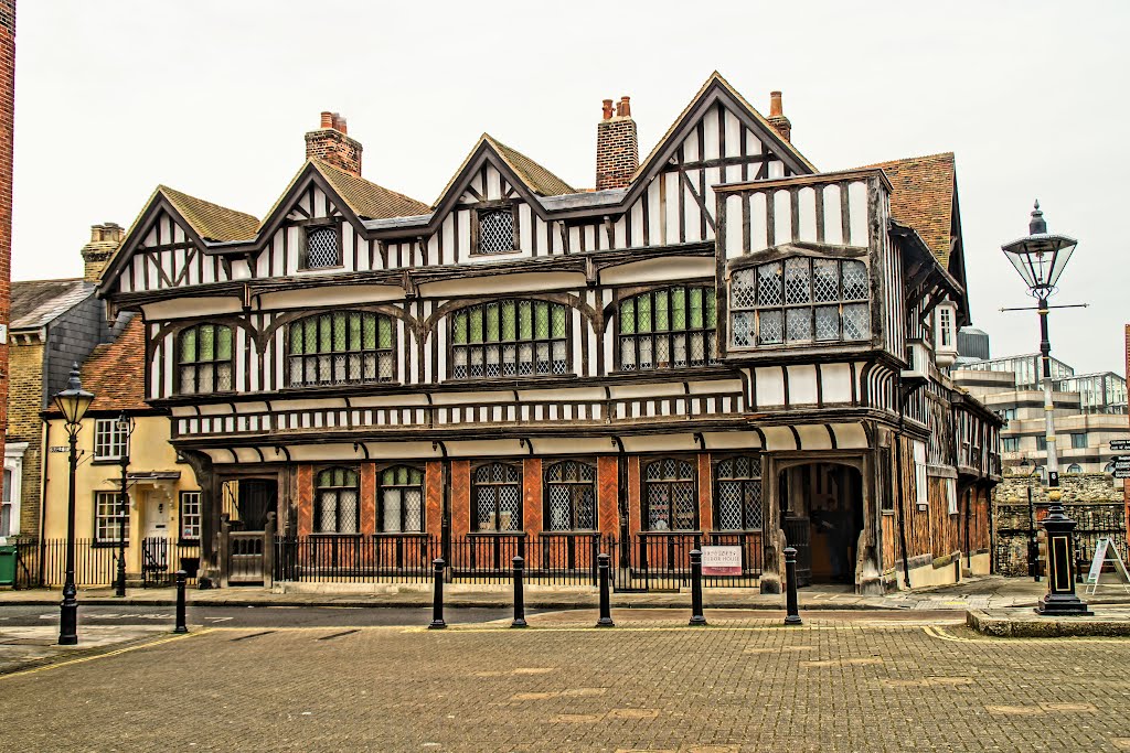 Tudor House, Саутгэмптон