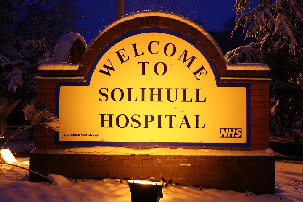 Hospital Signage, Солихалл