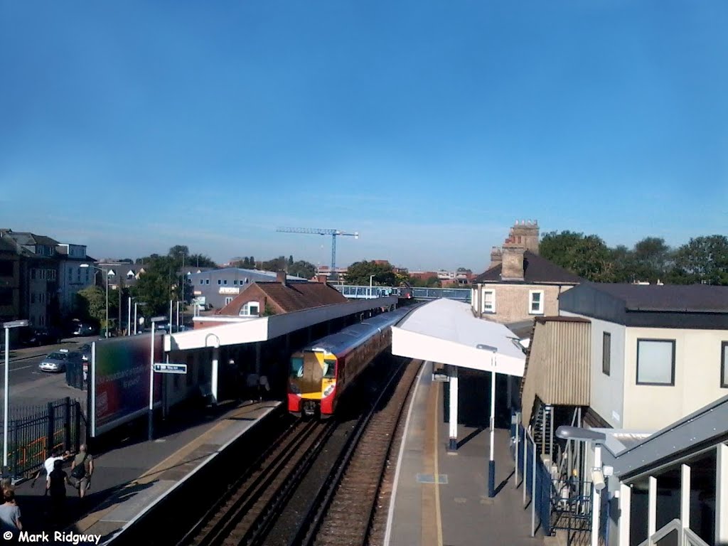 Staines Railway Station (1), Стайнс