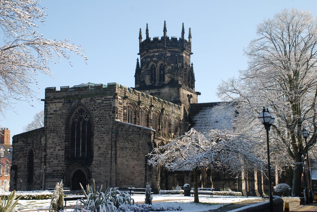 St Marys in the snow, Stafford, Стаффорд