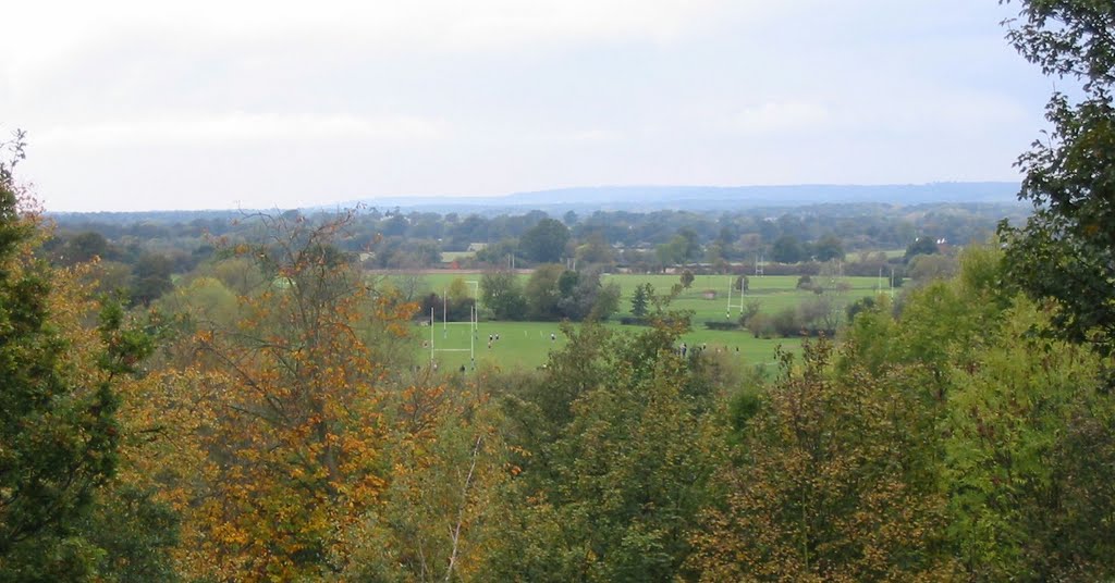 View north-west from motte, Tonbridge Castle, October 2004, Тонбридж