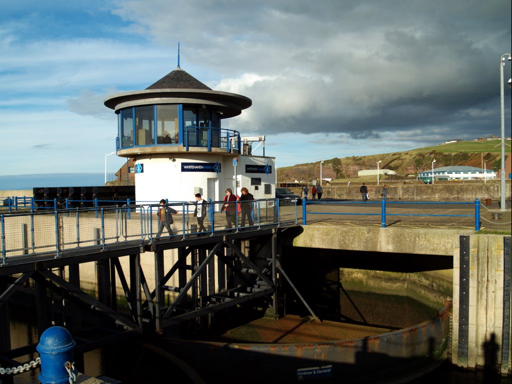 Marina gate control room and inner gate. Whitehaven, Cumbria, Уайтхейен