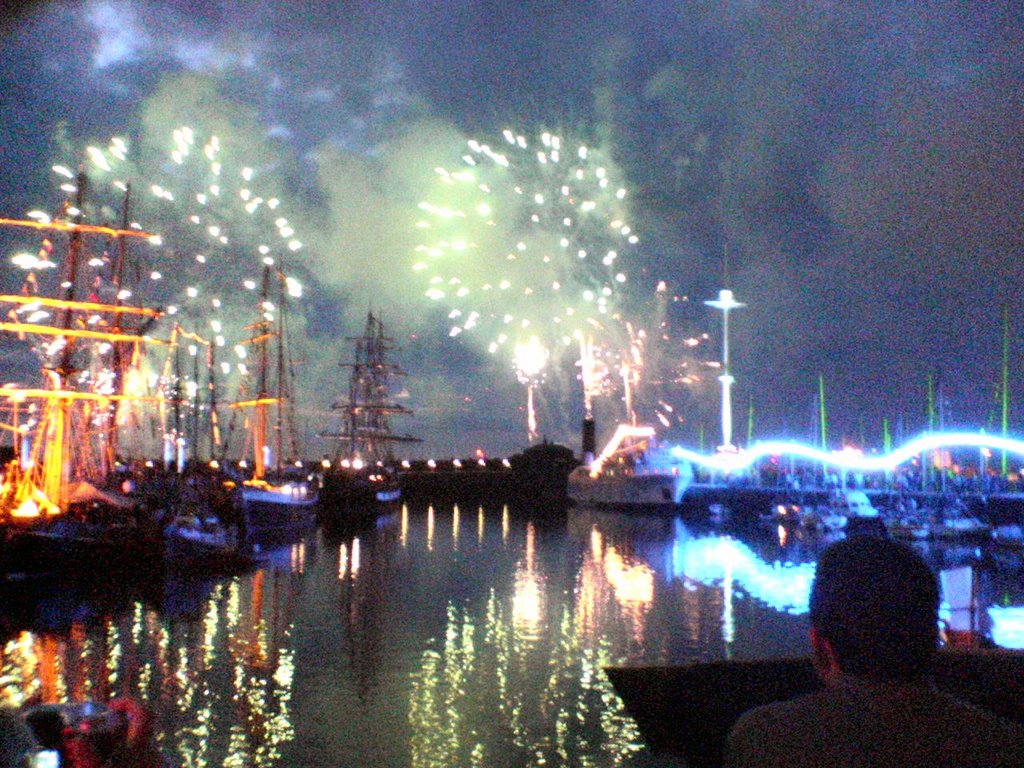 Fireworks at 2005 Maratime Festival, Уайтхейен