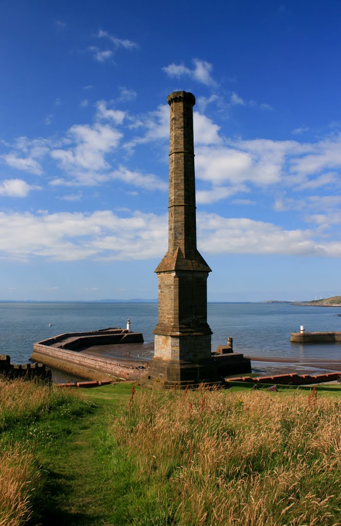 The Candlestick and Whitehaven Harbour, Уайтхейен