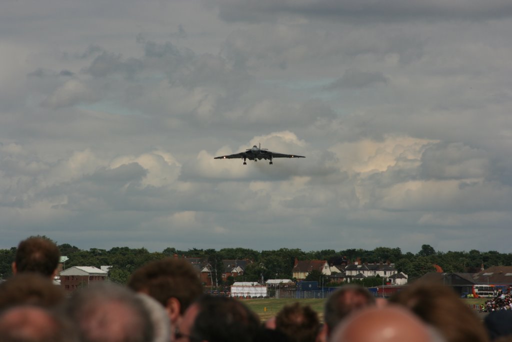 Vulcan lands at Farnborough 2008, Фарнборо