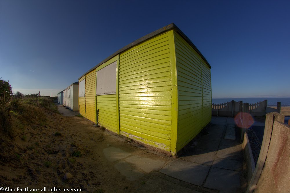 Sheds on seafront Fleetwood, Флитвуд