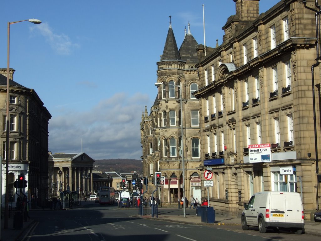 Railway station and Estate Offices from Market Street, Huddersfield, Хаддерсфилд