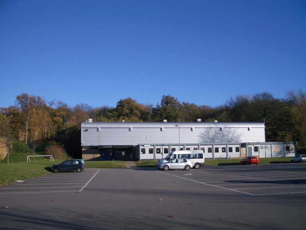 Sports Centre in college lane campus University of Hertfordshire, Хатфилд