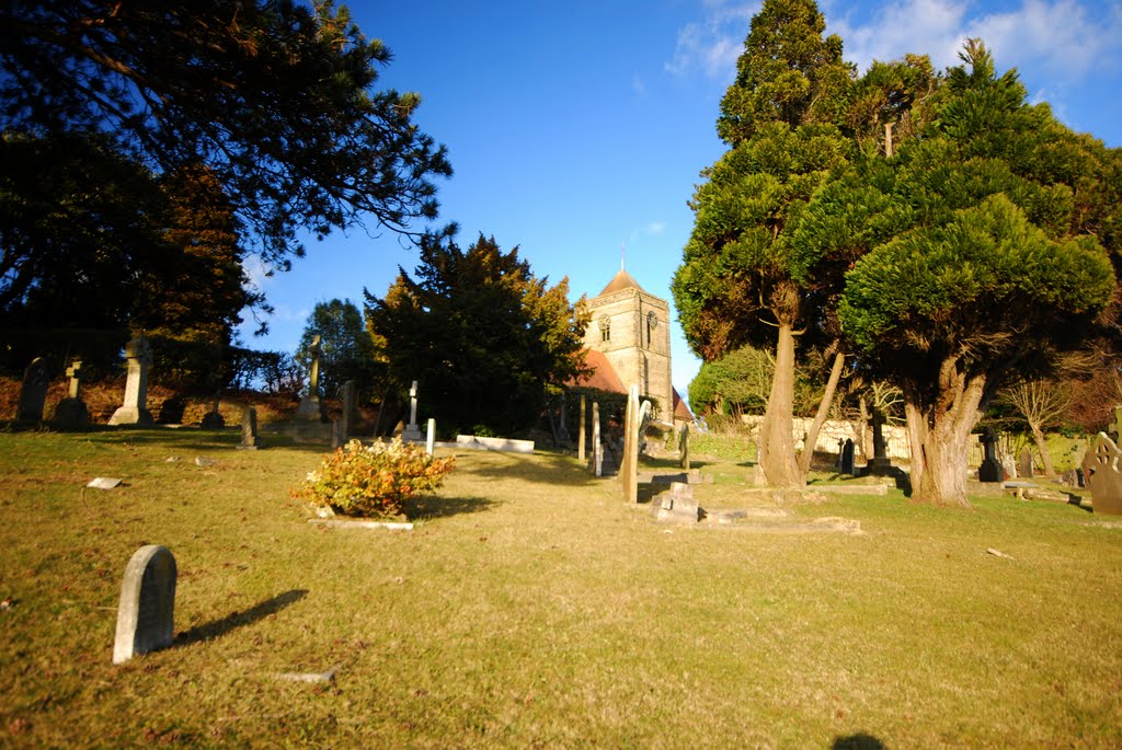 The Church & Churchyard, Хейвардс-Хит