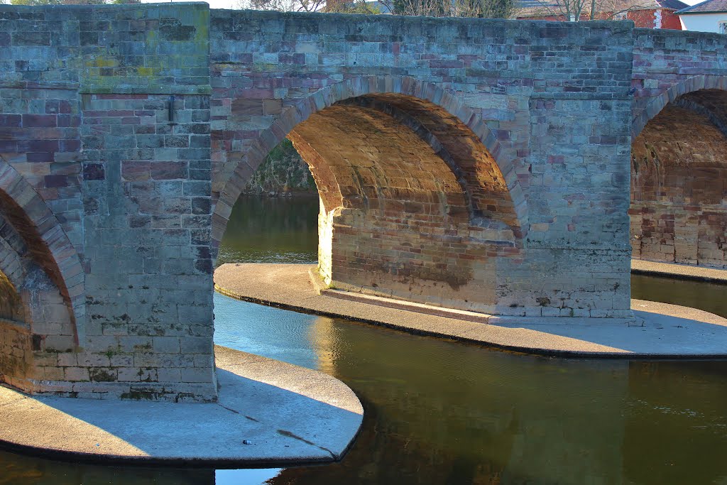 Hereford Bridge over River *, Херефорд