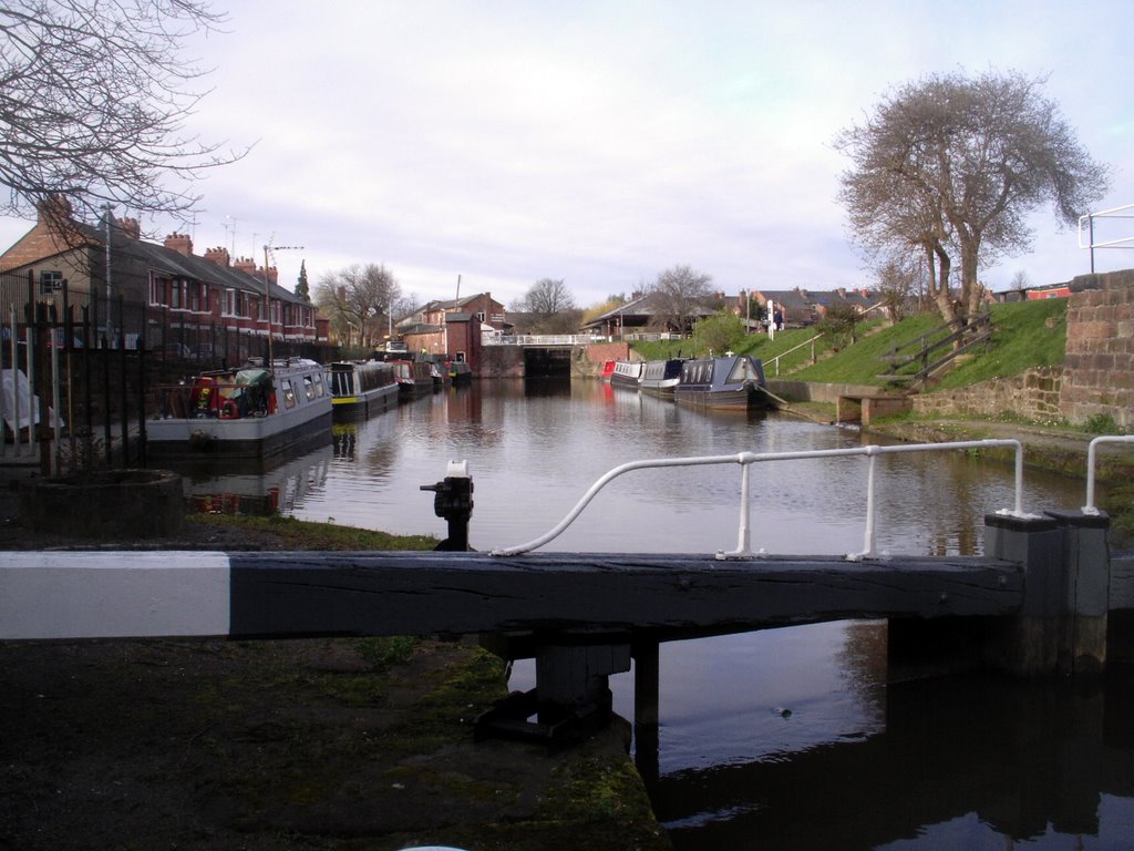 Chester - canal locks at Telford Quay, Честер