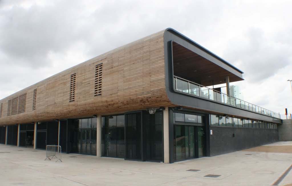 The Lea Valley Centre, Чешант