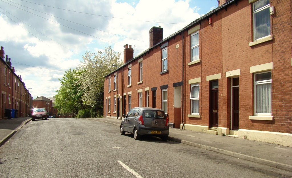 Terraced housing on Maxwell Way, Burngreave, Sheffield S4, Шеффилд