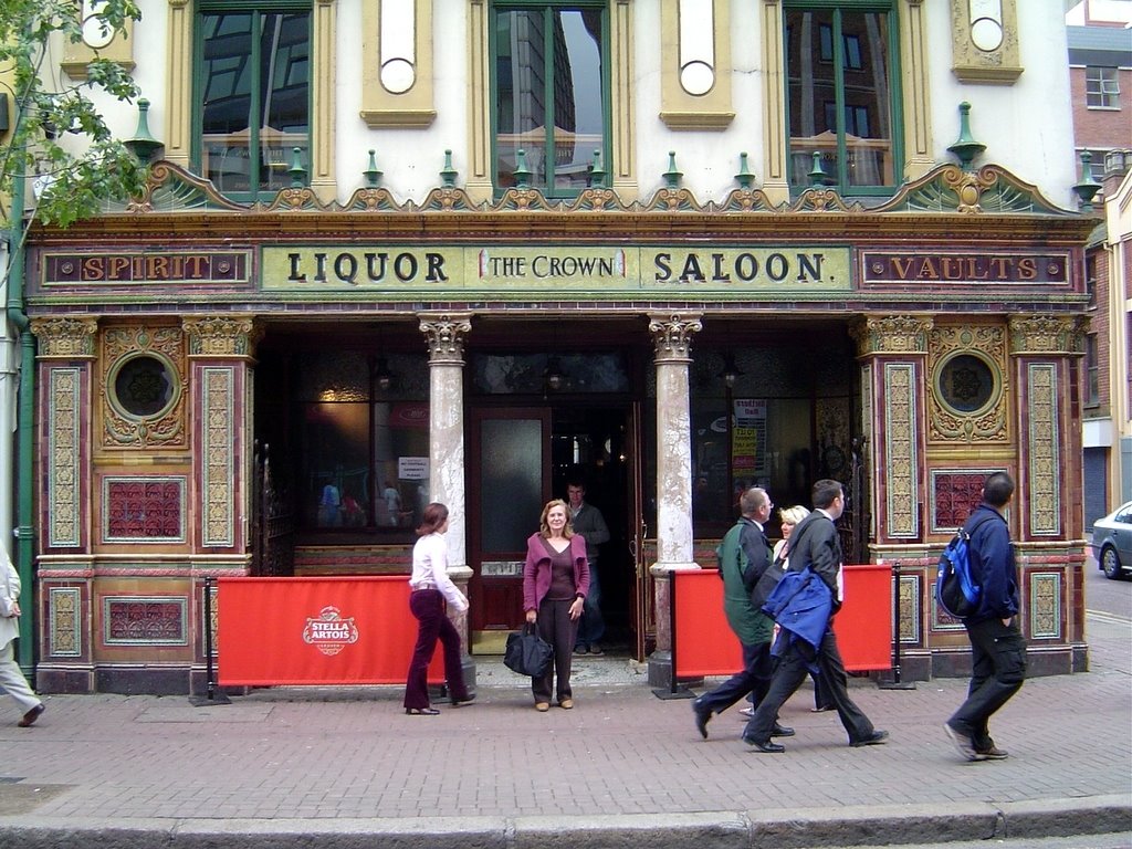 IRLANDA DEL NORTE Crown Liquor Saloon Belfast, Белфаст