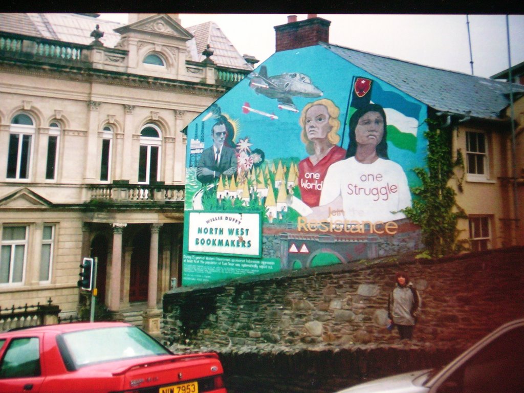Derry, murales, Irlanda del Nord, maggio 2002, Лондондерри