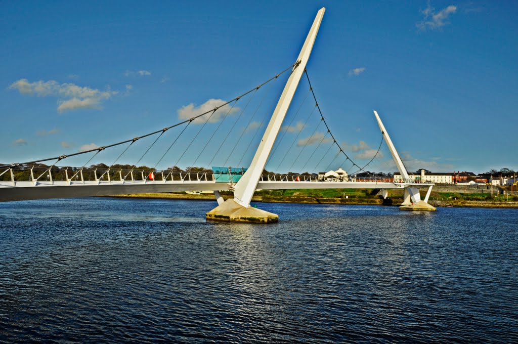 Peace Bridge, Derry, Londonderry., Лондондерри