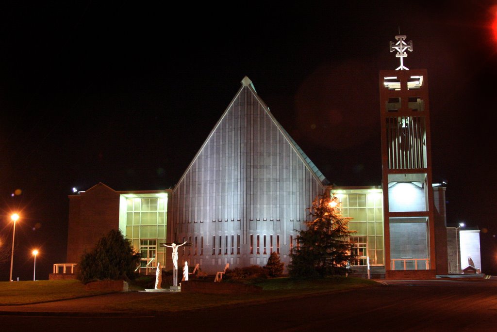 St Brigids Church Newry at Night, Ньюри