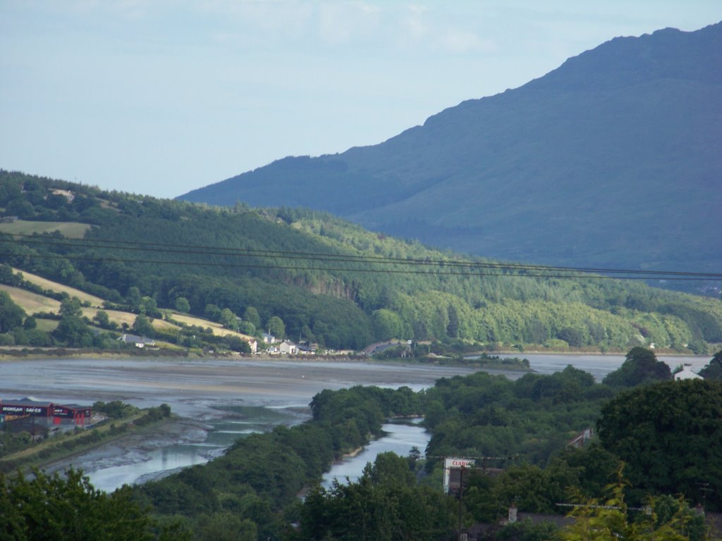 View towards Carlingford Mountain from Newry., Ньюри