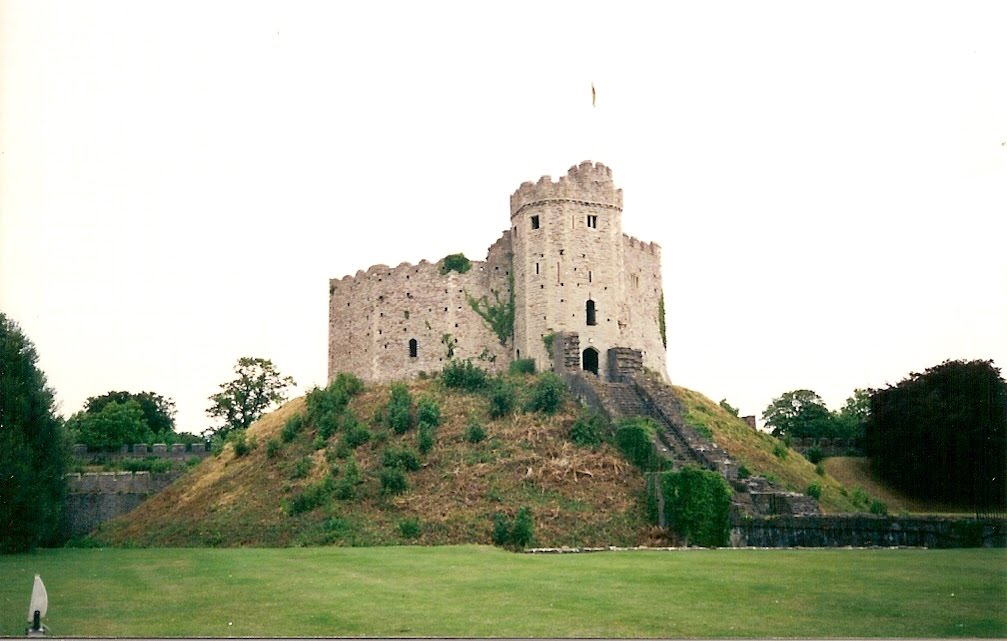 Cardiff Castle: Normannische Burg, Кардифф