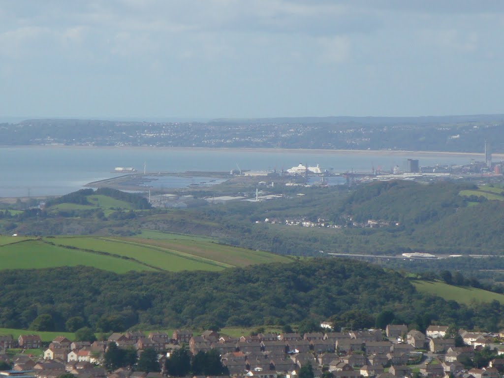 Swansea Bay, Julia Ferry at docks and Cimla in fore ground, Порт Талбот