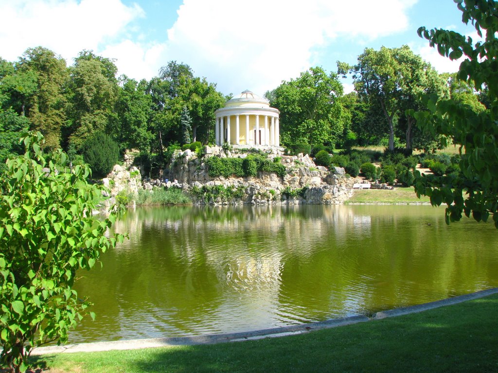 Schlosspark -  Templo de Leopoldina (FG), Айзенштадт