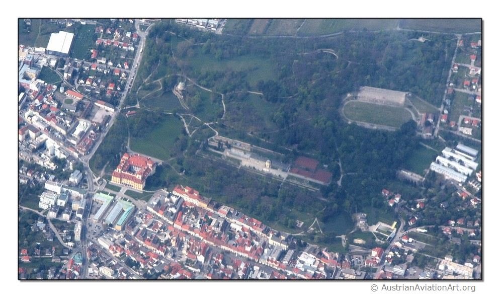 Eisenstadt - Schloss Esterhazy (Aerial view 4/2012), Айзенштадт