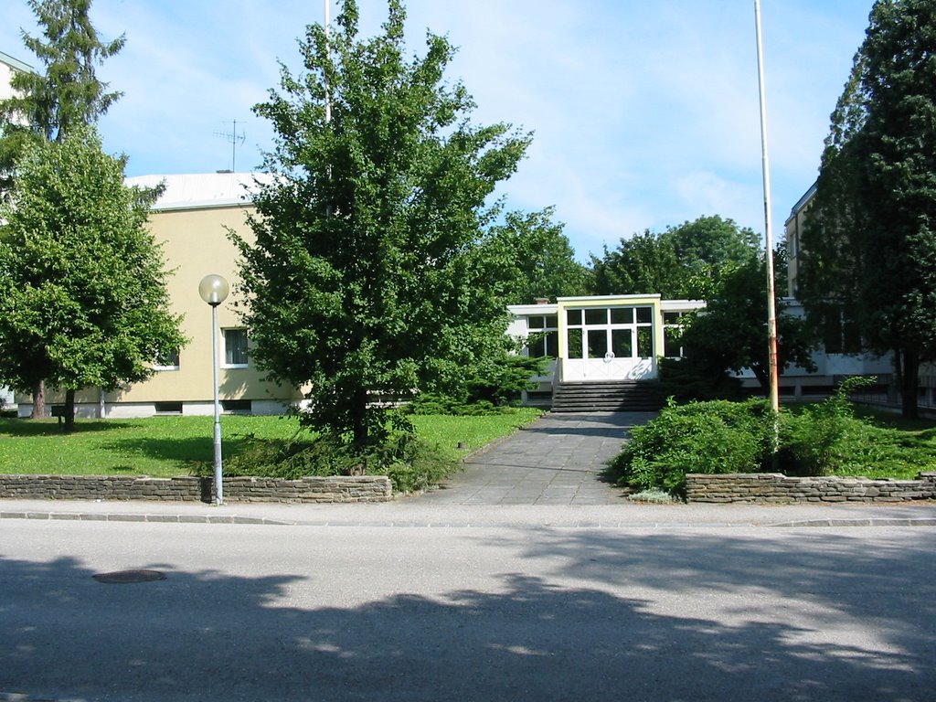 Schülerheim der Landesberufsschule Amstetten - Eingang, Амштеттен