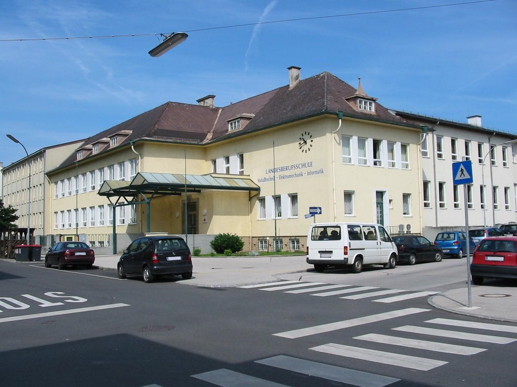 Ehemalige Landesberufsschule, Амштеттен