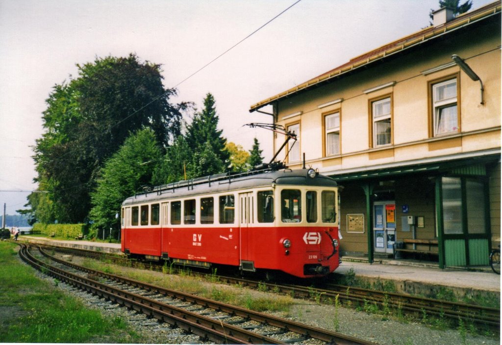 Gmunden Seebahnhof mit S+H Triebwagen, Гмунден