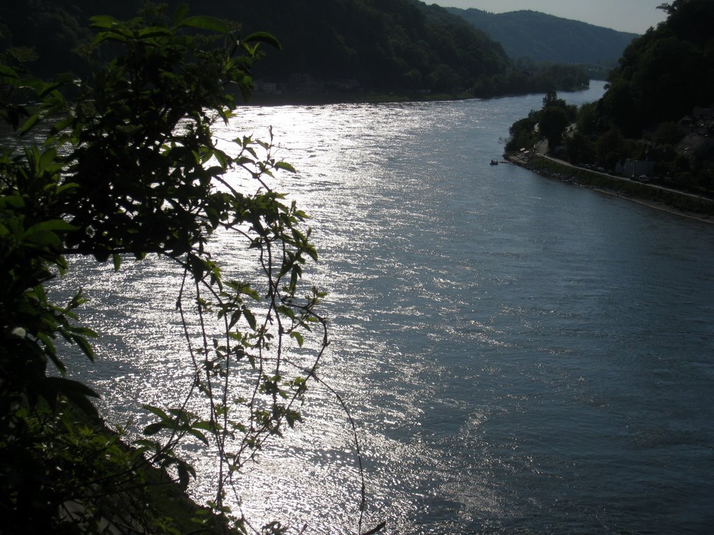 Schöne blaue Donau unter dem Schlossberg, Линц