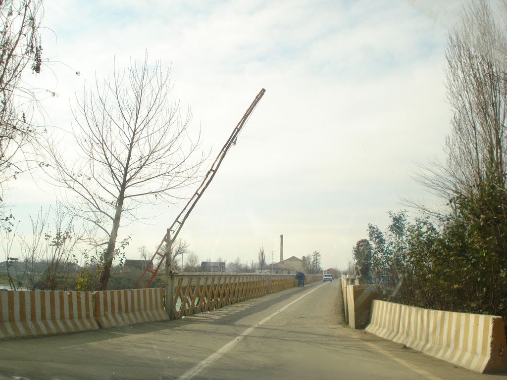 30.01.2010 Yevlax - kür üzərindən körpü, Ждановск