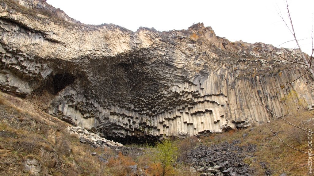 Amazing rocks under Karvajar plateau, Кельбаджар