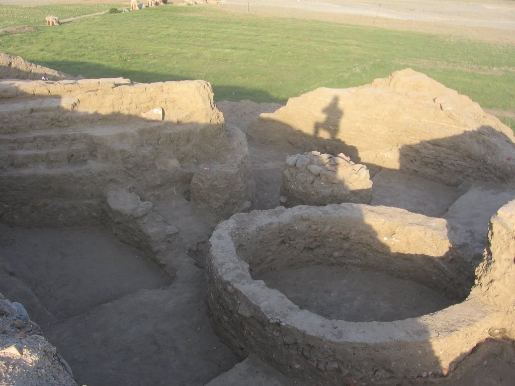 Shamkhor Fortress ruins, Шамхор