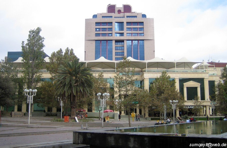 13.10.2007  Bakı, Nərqiz ticarət mərkəzi, Баку