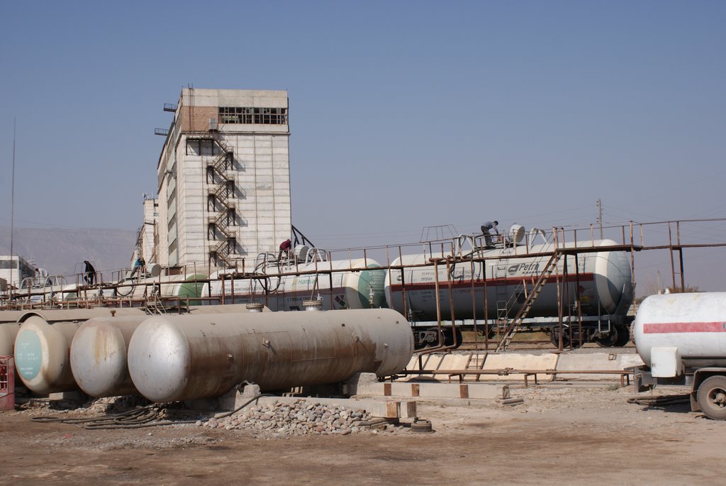 LPG reloading base in Kholhozabad, Колхозабад
