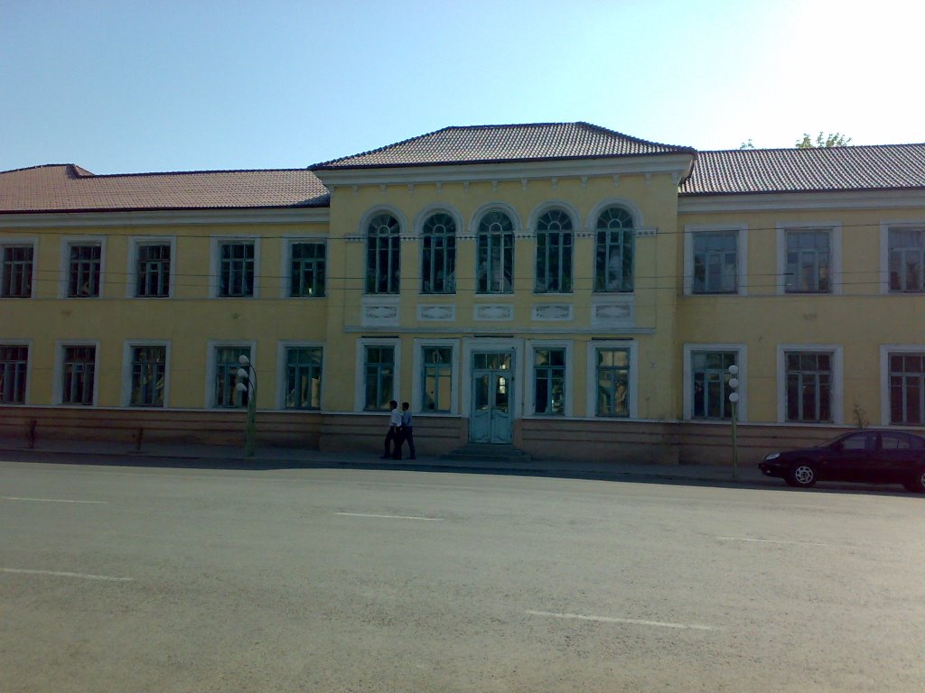 Old building of the Department of Foreign Languages, Khujand State University - Старое здание факультета иностранных языков ХГУ, Худжанд
